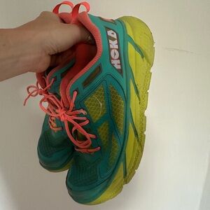 Hoka Clifton